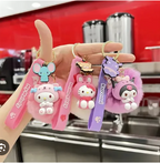 Llaveros amigos de Hello Kitty.